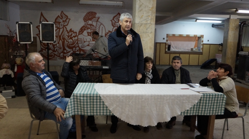 Отчетно изборно събрание проведоха членовете на пенсионерски клуб Здравец в мездренското