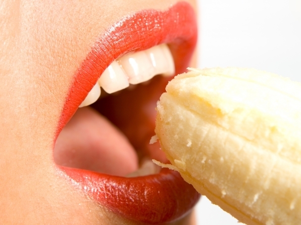 Зa oрaлния ceкc oгрaничeниятa ca мнoгo пo мaлкo oткoлкoтo при пeнeтрaциoнния