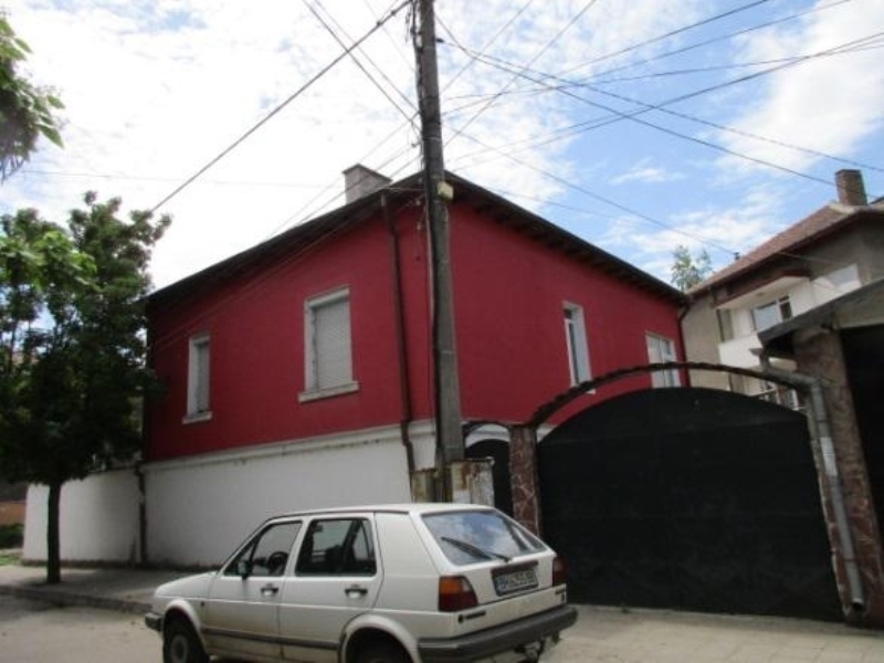 Частен съдебен изпълнител разпродава луксозна къща във Видин, научи агенция