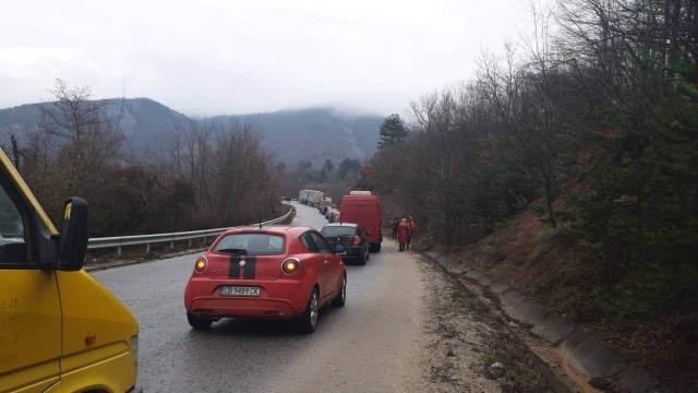 Мъж загина след катастрофа на пътя Банско Гоце Делчев при разклона