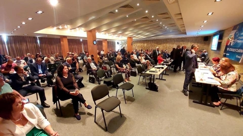 Председателят на Общински съвет ОбС Мездра Яна Нинова беше