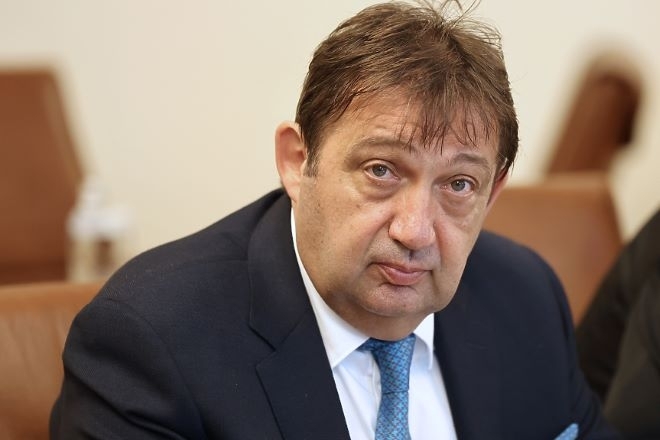 Министър Шишков: Превзетата държава има дискомфорт заради нас