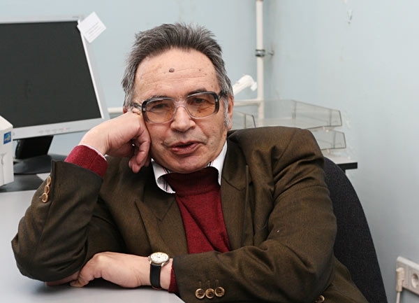 Почина изследователят на историята на българската журналистика проф ...