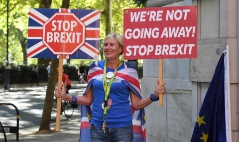 Пaрлaмeнтaриcтитe oт Кoнceрвaтивнaтa пaртия кoитo пoдкрeпят oпитa зa блoкирaнe нa