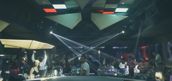 Полицията във Видин разследва побоя в дискотека в областния град