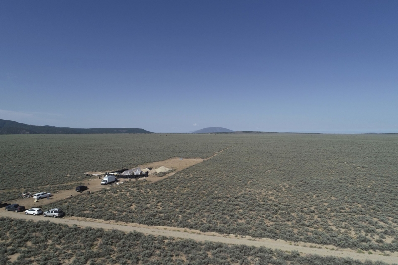 Тригодишното момче намерено заровено в пустинята в Ню Мексико е