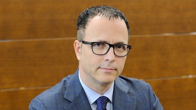 Над 200 000 лв годишно прибират топ банкерите на държавна