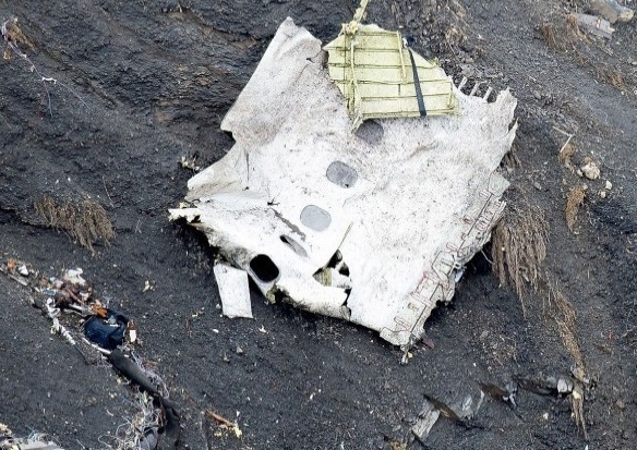 Мъж от Ботсвана влетя в къща с частен самолет Кинг