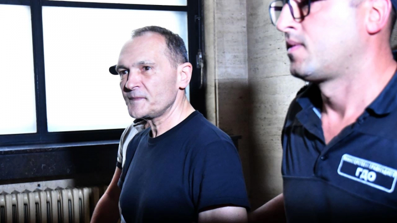 Васил Божков е опитал да изнасили шефка на Държавната комисия