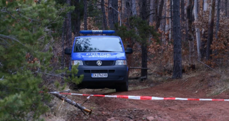 Алпинисти участват в повторния оглед на мястото където е било