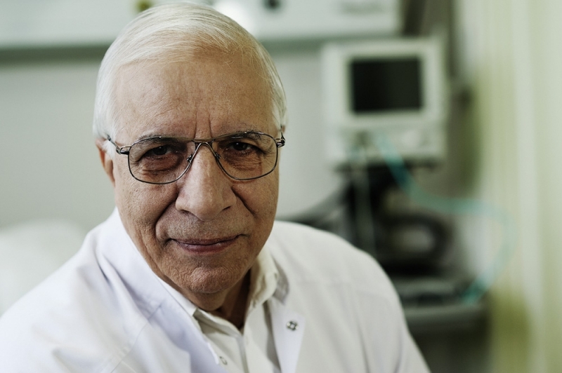 Барелеф с лика на проф Александър Чирков ще постави Община