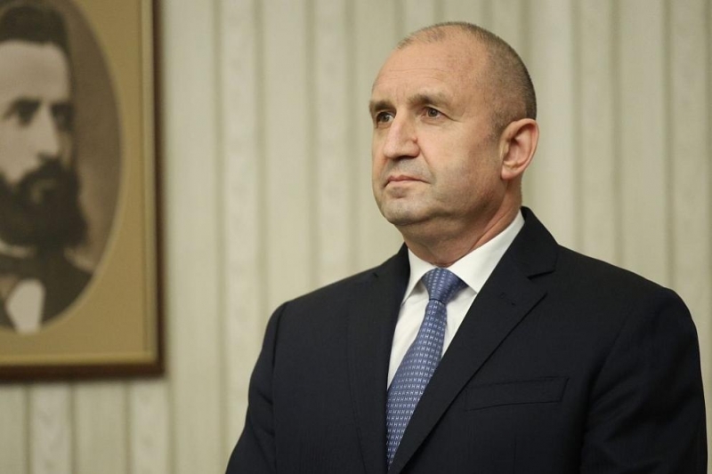 Днес Румен Радев връчва третия мандат на ИТН