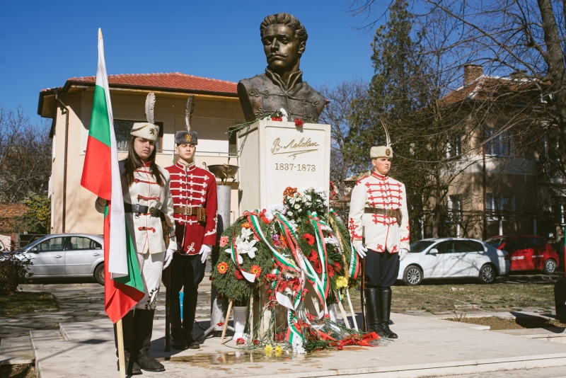 Община Мездра кани жителите и гостите на железничарския град на