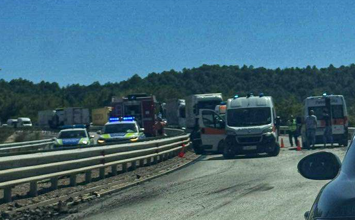 Общо шестима души са пострадали при двете катастрофи станали на