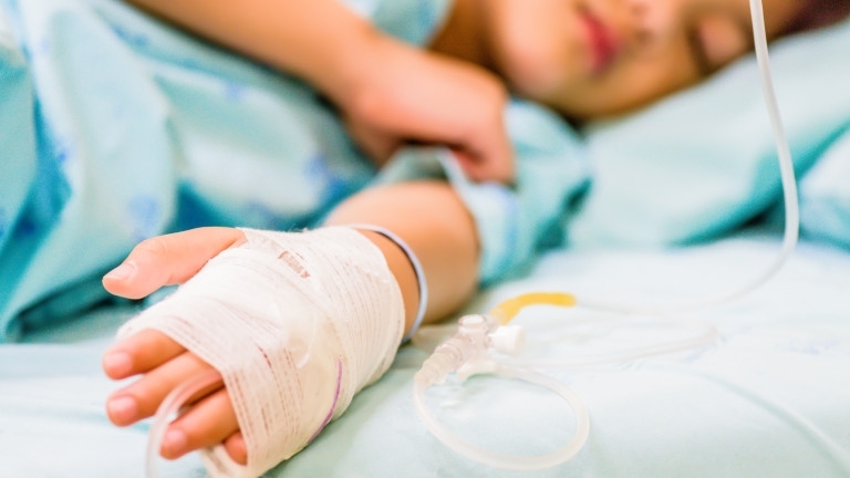 3 годишно момченце е без опасност за живота след пътен инцидент в Харманли съобщиха