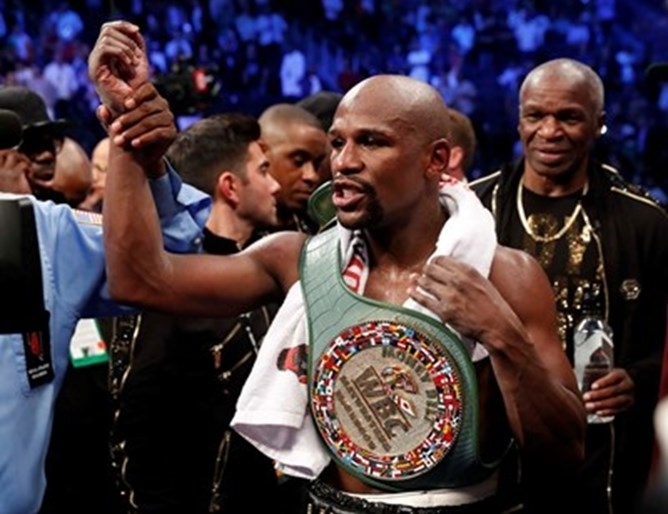 Бившият световен шампион по бокс в полутежка категория Флойд Мейуедър