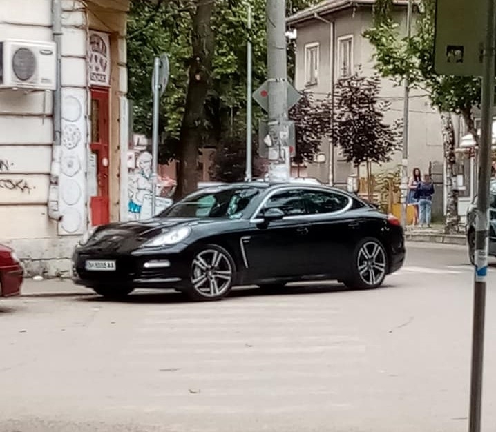 Поредният шофьор се отчете с безумно паркиране във Видин научи