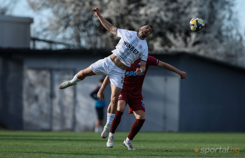 "Ботев" /Враца/ взе точка в скучен мач срещу "Септември" в София /снимки/