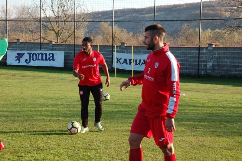 Още една седмица на проби в Кариана ще остане бразилският