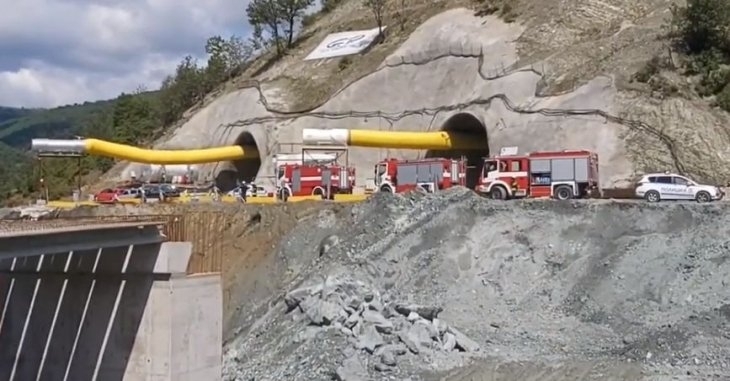 В тунел Железница който се строи в Благоевградско е станало