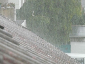 Силни валежи обхванаха западната част на Гърция На участъци от