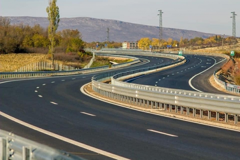 СЪСТОЯНИЕ НА АВТОМАГИСТРАЛИТЕ АМ Тракия Област София Движението от км