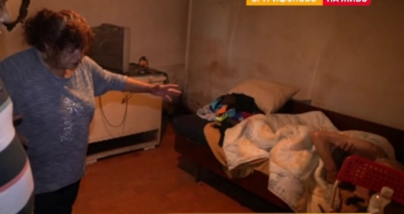 Домът на неподвижен мъж бе залят по време на най критичния