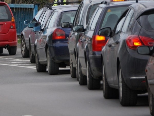 І МЕТЕОРОЛОГИЧНА ОБСТАНОВКА Ще е предимно слънчево след обяд с