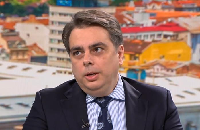 Асен Василев: Предвиждаме връщане на 20% ДДС за ресторантьорите