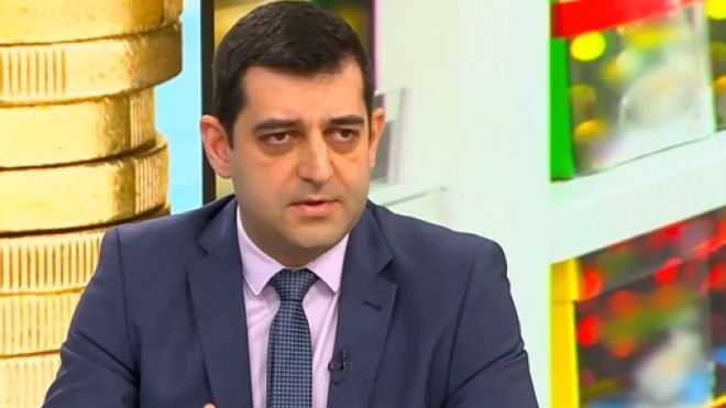 Първите дни от въвеждането на еврото в България преминават без