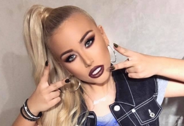 Певицата Гери Никол сложи още силикон в задните си части 19 годишната