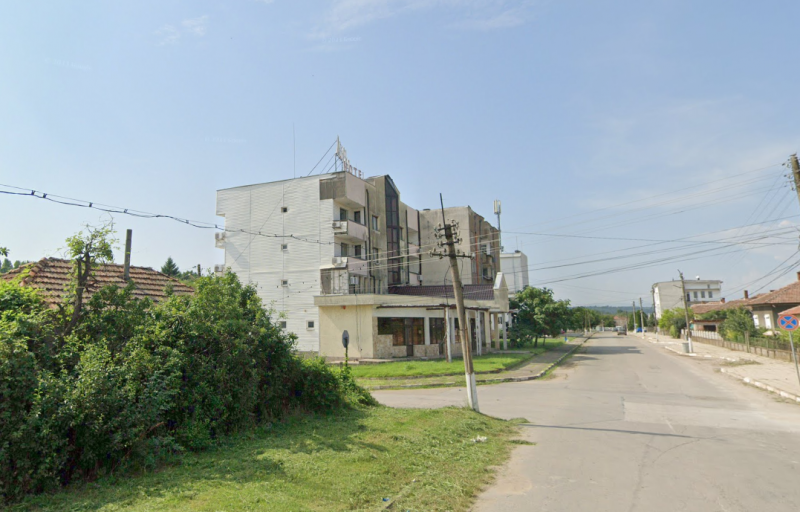 Частен съдебен изпълнител продава на търг хотел в Монтанско научи