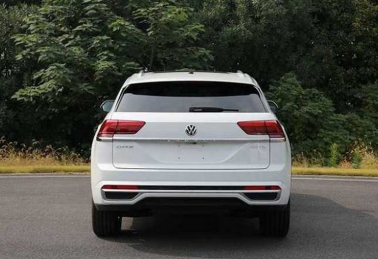 Новият Volkswagen Atlas Cross Sport бе заснет в Китай Първият