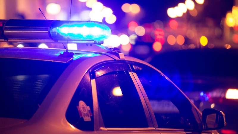 Психично болна румънка разигра екшън посред бял ден и изправи