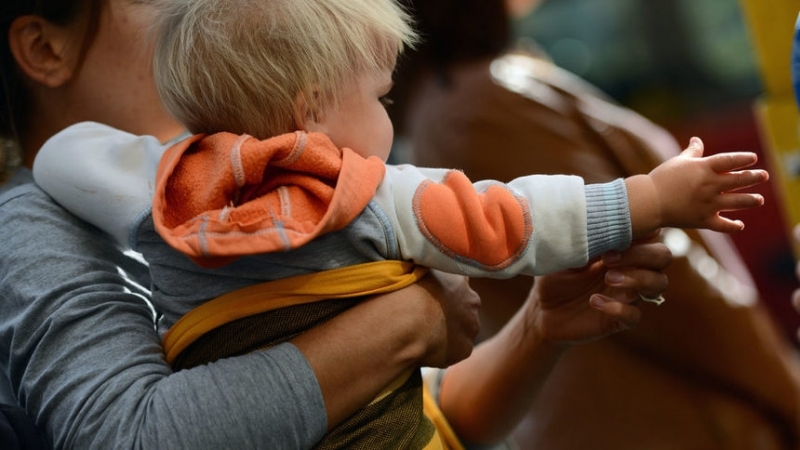 Децата без право на наследствена пенсия ще получават семейна помощ