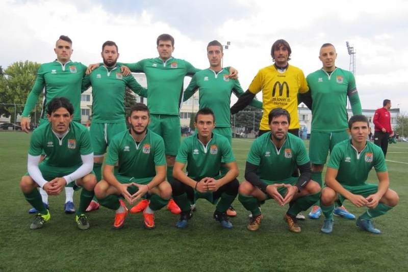"Ком"/Берковица/ разнебити с 4:1 "Първа атомна"