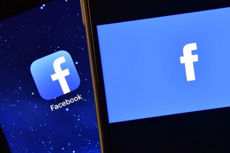 Компанията Фейсбук заяви, че е премахнала или поставила под предупреждение