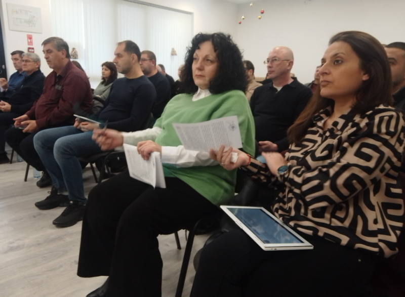 Продават на търг 3 етажа от Стоматологията в Монтана