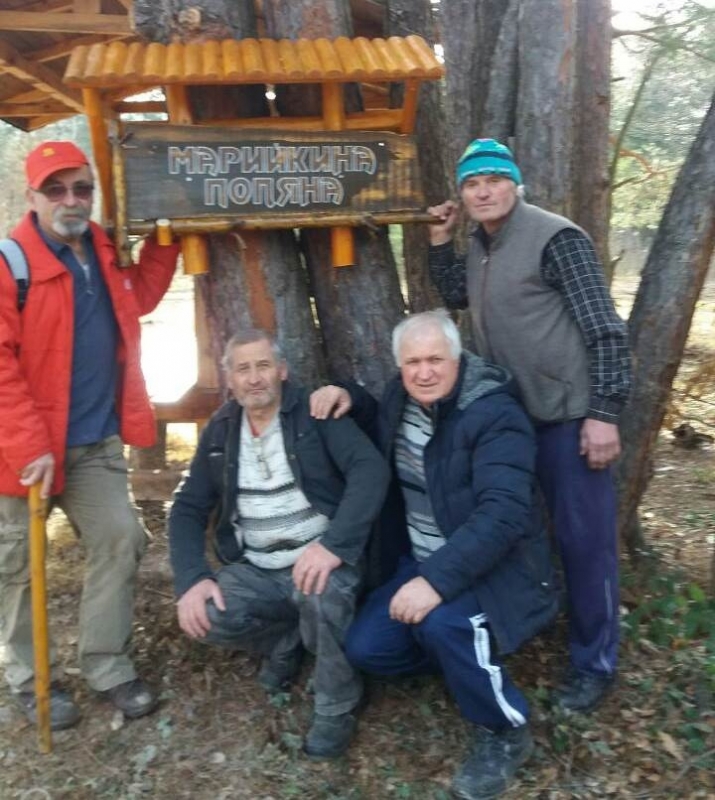 Група природолюбители изградиха райски кът край Вършец