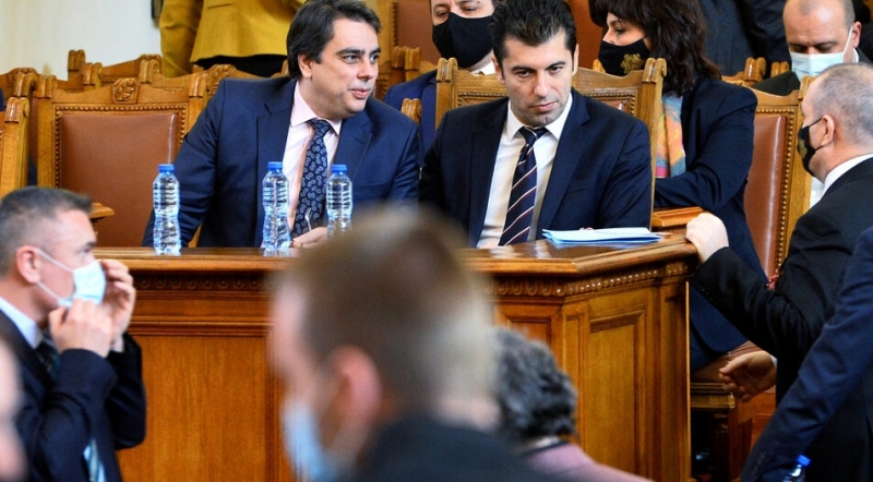 Правителството обявява какъв ще бъде пакетът от антикризисни мерки Партиите