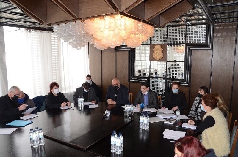 Представителите на партии и коалиции които участваха в консултациите свикани