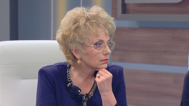 Парламентът с 8 доверие сътвори по тъмни доби скандал с