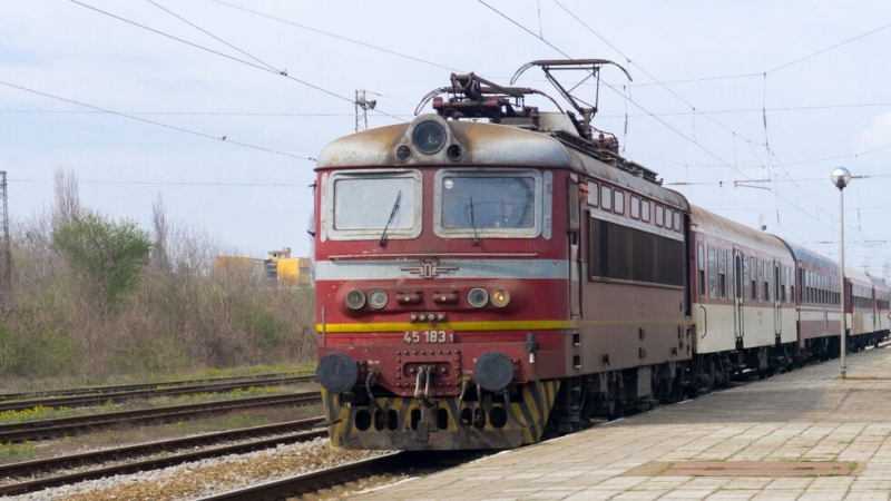 Министърът на транспорта информационните технологии и съобщенията Георги Тодоров освободи