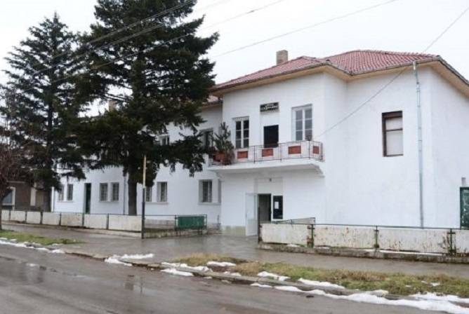 Заразяването на 66 годишния мъж от село Дреновец с коронанирус който