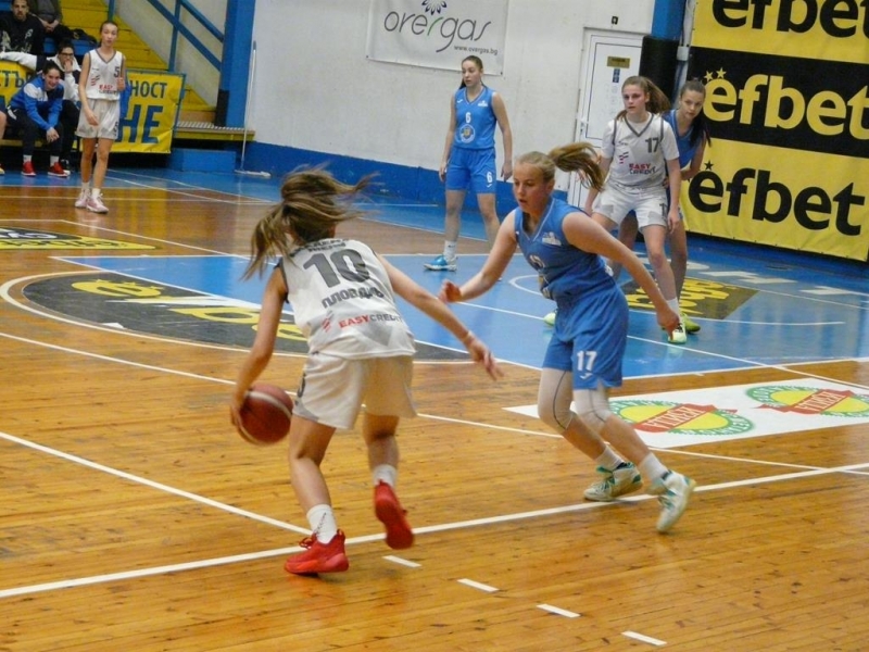 Четири баскетболистки на Монтана изригнаха с дабъл дабъл при рутинната им