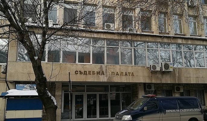 Двама магистрати се борят за мястото на ръководител на окръжната