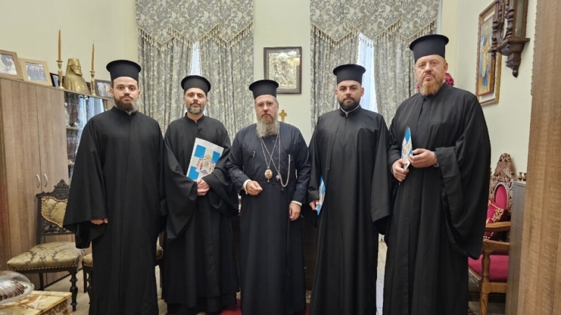 Патриарх Неофит назначи свещеници от София в Руската църква