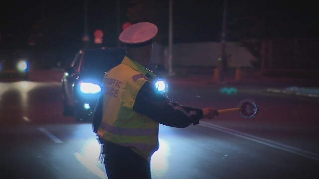 Служители на реда заловиха нередовен шофьор в Мездра съобщиха от