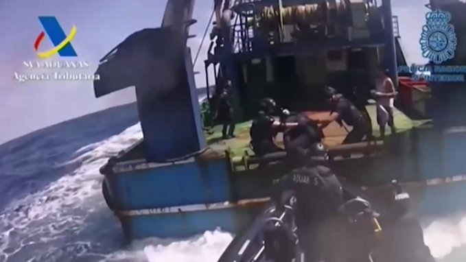 Испанската полиция разпространи запис от екшън в открито море Тежко