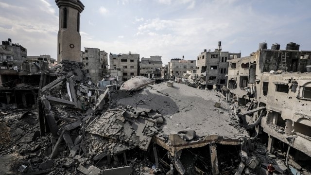 Ситуацията в Ивицата Газа: Израел разширява наземните си операции